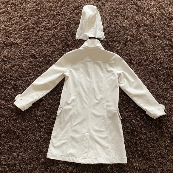 Lightweight jacket - Picture 3 of 3